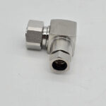 0003000400110005-Connector 3-8_ Din male Right angle