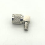 000300050005-TNC male to SMA female right angle type adaptor