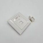 561121-FTT Networking Face Plate, Single Gang White with Cat6 Keystone Jack w shuttle 86X86mm - Image 2
