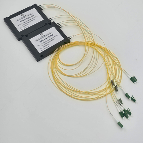 PLC-Splitter-LC-APC-2x4-0.9mm-2 PLC-Splitter-LC-APC-2x4-0.9mm - Image 1